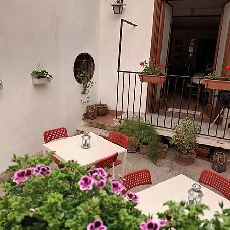 Palazzo Del Bono Suites Palermo Eksteriør billede